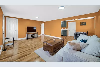 93 Lincoln Avenue, Hobart, IN 46342 - Photo 3