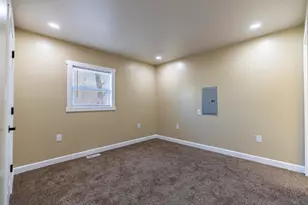 1047 Arizona St, Gary, IN 46403 - Photo 17