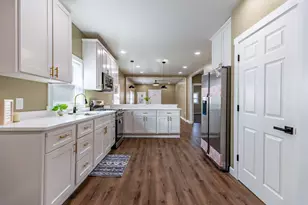 1047 Arizona St, Gary, IN 46403 - Photo 13