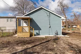 1047 Arizona St, Gary, IN 46403 - Photo 31