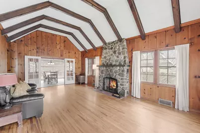 17 Angle Road, Michiana Shores, IN 46360 - Photo 5