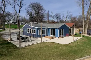 7715 N Spruce Ln, New Carlisle, IN 46552 - Photo 37