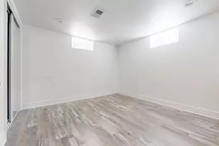 4824 Parrish Ave, East Chicago, IN 46312 - Photo 29