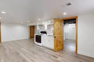 4824 Parrish Ave, East Chicago, IN 46312 - Photo 25