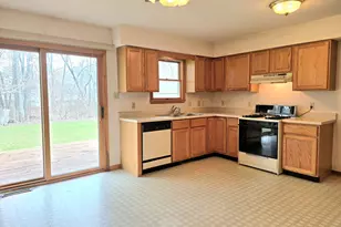 2857 Brown St, Portage, IN 46368 - Photo 5