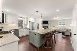 303 Weston St, Valparaiso, IN 46385 - Photo 3