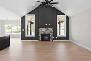 2412 Apple Ct, Schererville, IN 46375 - Photo 15