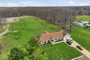 1251 N Mineral Springs Rd, Westchester Township, IN 46304 - Photo 3