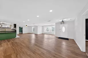 1908 Central Dr, Gary, IN 46407 - Photo 3