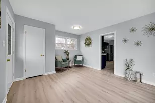 2710 Decatur St, Lake Station, IN 46405 - Photo 7