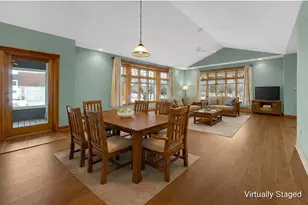2425 Dickinson Rd, Chesterton, IN 46304 - Photo 5