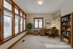 2425 Dickinson Rd, Chesterton, IN 46304 - Photo 9