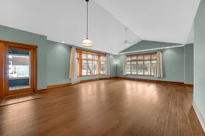 2425 Dickinson Road, Chesterton, IN 46304 - Photo 5