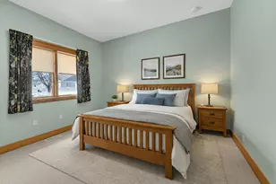 2425 Dickinson Rd, Chesterton, IN 46304 - Photo 15