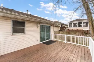 2190 Crocus St, Portage, IN 46368 - Photo 21