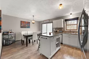 2190 Crocus St, Portage, IN 46368 - Photo 3