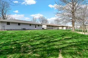 917 Albin Dr, La Porte, IN 46350 - Photo 5