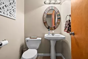 412 Chessington Dr, Crown Point, IN 46307 - Photo 13