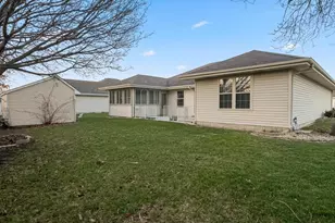 2962 Liberty Dr, Crown Point, IN 46307 - Photo 17