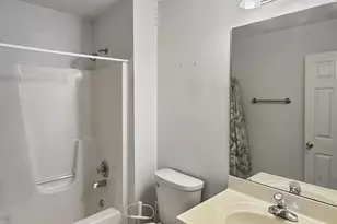 2962 Liberty Dr, Crown Point, IN 46307 - Photo 11