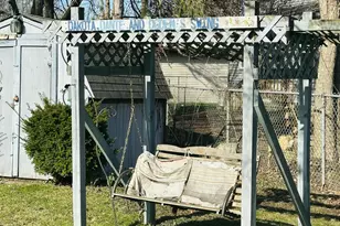 1605 Old Farm Ln, Chesterton, IN 46304 - Photo 17