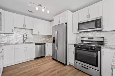 2600 W 59th Place, Merrillville, IN 46410 - Photo 9