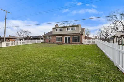 2600 W 59th Place, Merrillville, IN 46410 - Photo 29