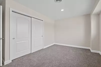 2600 W 59th Place, Merrillville, IN 46410 - Photo 21