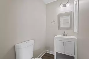 2600 W 59th Pl, Merrillville, IN 46410 - Photo 17