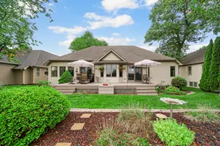 97 Scotscraig Dr, Valparaiso, IN 46385 - Photo 15