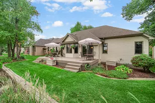 97 Scotscraig Dr, Valparaiso, IN 46385 - Photo 11