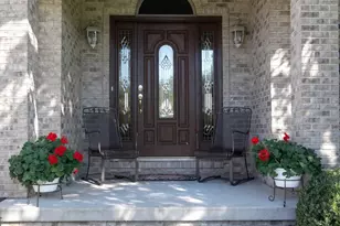 97 Scotscraig Dr, Valparaiso, IN 46385 - Photo 5