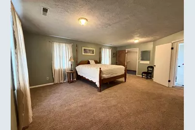 827 Eason Court, La Porte, IN 46350 - Photo 9