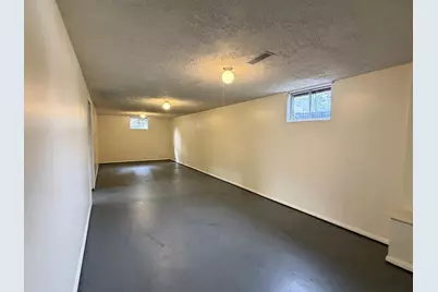 827 Eason Court, La Porte, IN 46350 - Photo 15