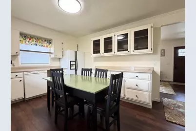 827 Eason Court, La Porte, IN 46350 - Photo 7