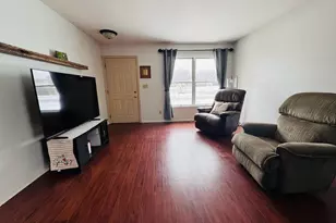 3612 Creekside Dr, Valparaiso, IN 46383 - Photo 7