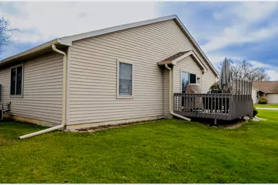 3612 Creekside Drive, Valparaiso, IN 46383 - Photo 5