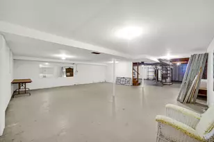 3606 E 34th Pl, Hobart, IN 46342 - Photo 19