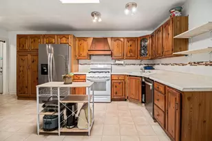 6767 Laurel Ave, Portage, IN 46368 - Photo 5