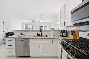 1029 Summertime Ct, Dyer, IN 46311 - Photo 7