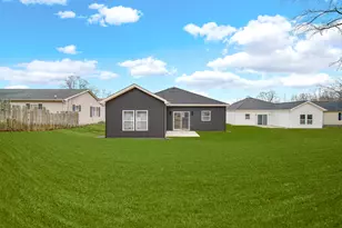 3933 Riverdale Ave, Lake Station, IN 46405 - Photo 27