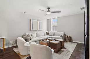 2035 Rhettsbury St, Carmel, IN 46032 - Photo 39