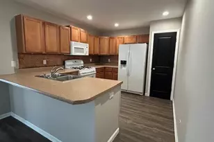 6878 Marsh View St, Merrillville, IN 46410 - Photo 15