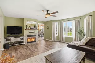 2219 Forest View Ln, Lowell, IN 46356 - Photo 9