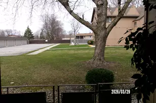 405 Old Stone Rd, Munster, IN 46321 - Photo 19