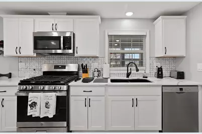 252 N 750 W, Valparaiso, IN 46385 - Photo 11