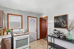 113 Burnside Ct, Michigan City, IN 46360 - Photo 9