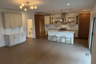 754 Cirque Dr, Crown Point, IN 46307 - Photo 11