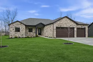 754 Cirque Dr, Crown Point, IN 46307 - Photo 3