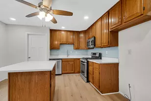 721 Fox River Rd, Valparaiso, IN 46385 - Photo 9